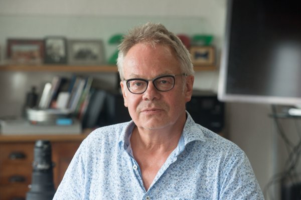 Bernhard Schmidt