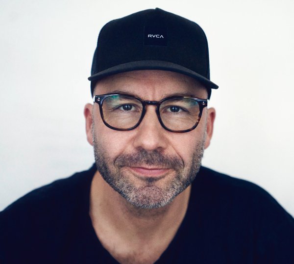 MARKUS MUELLER