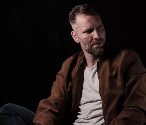 Tim Bäcker