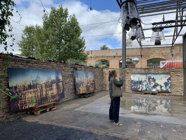 After the event is before the event – here’s a brief recap of the BERLIN PHOTO WEEK 2021 and EyeEm Award 2021 and announcing the Berlin Fashion Week, Berlin Fashion Film Festival, Art Fair POSITIONS BERLIN and various side events …
