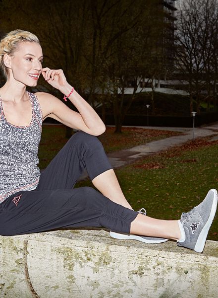 Stylist Bettina SCHÖNFELDER c/o KULT ARTISTS on the street for KAPPA sportswear