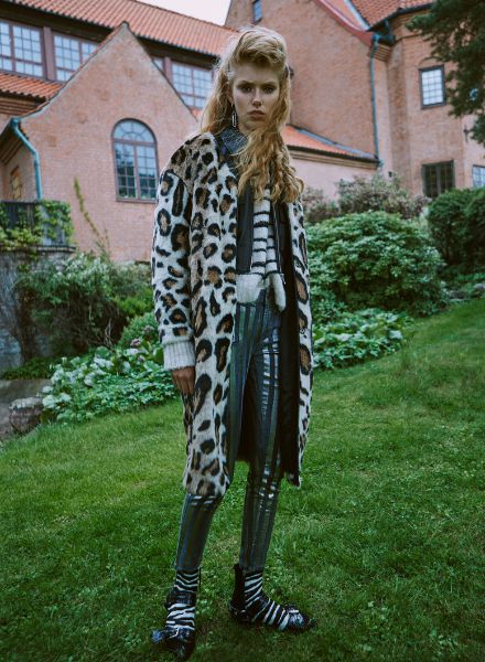 80er Vibes in der ELLE Sweden – Fotos von Johnny KANGASNIEMI und Styling by Lisa LINDQWISTER c/o LUNDLUND