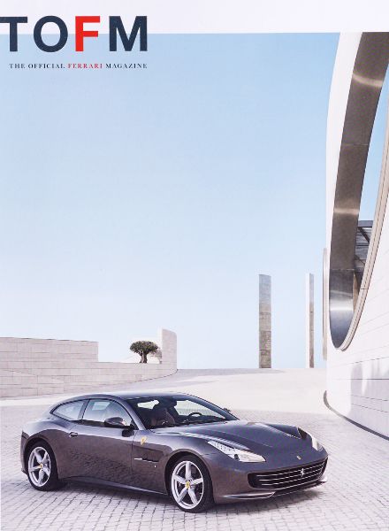 Steffen Jahn with the new Ferrari GTC 4 Lusso on a joyride through Lisbon