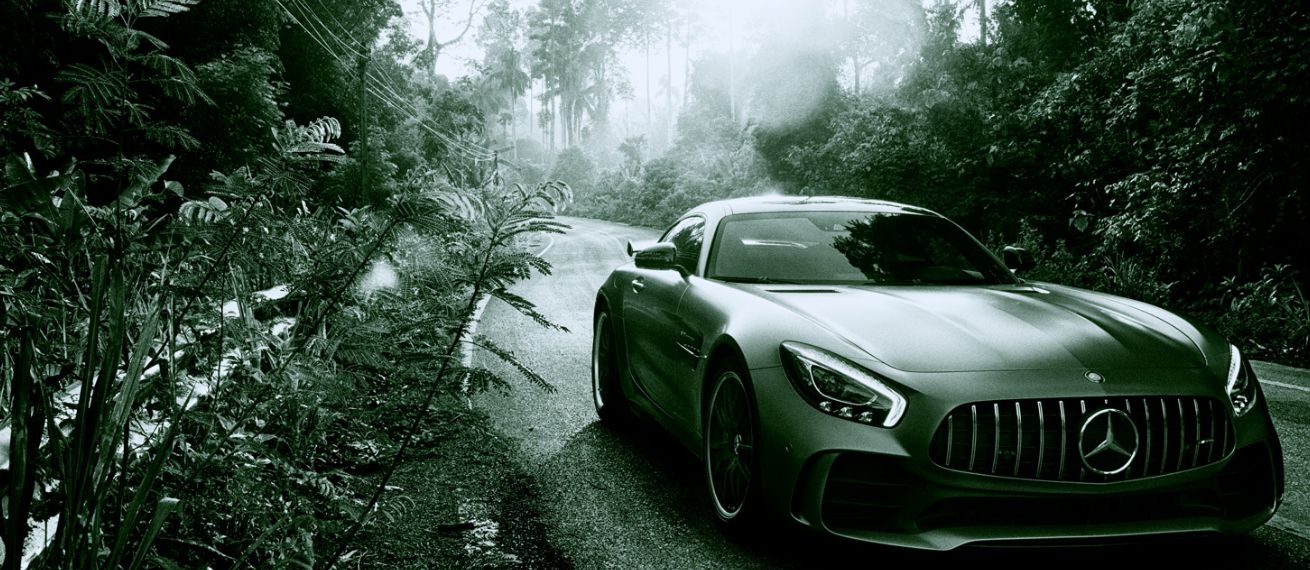 Steffen Jahn : mit dem Hypercar AMG GT-R im thailändischen Dschungel für DRIVING PERFORMANCE und Boxenstop mit dem FORD GT für RAMP MAG