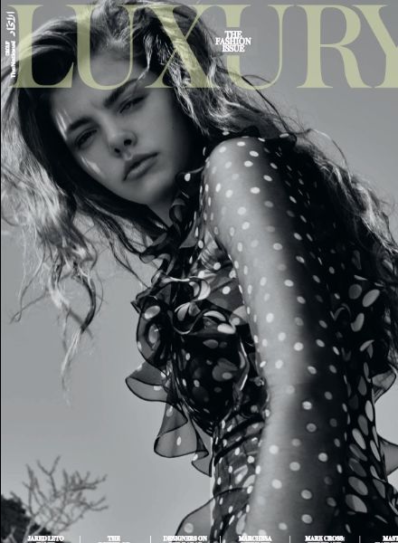 'Love, lost' - Model Iuliia K. c/o LOUISA MODELS in der Coverstrecke der Fashion Issue des LUXURY Magazins, Fotos Manne Butte