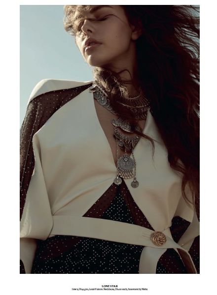 'Love, lost' - Model Iuliia K. c/o LOUISA MODELS in der Coverstrecke der Fashion Issue des LUXURY Magazins, Fotos Manne Butte