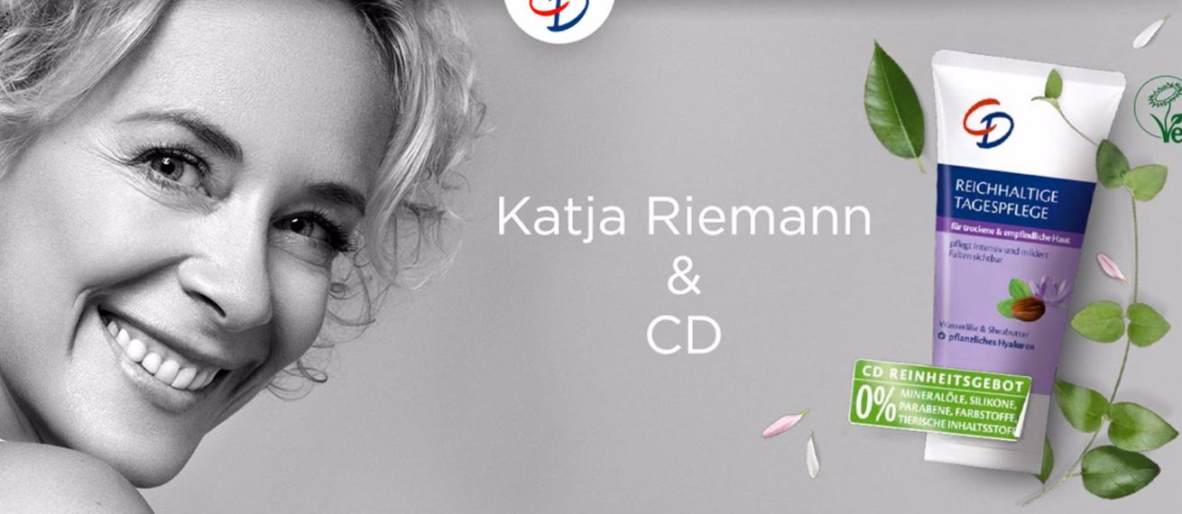 'Schönheit kommt vom Inhalt' - Tina LUTHER c/o STÖVER PHOTOGRAPHERS portraitiert Katja Riemann für CD, das Motiv für Euch auf GoSee