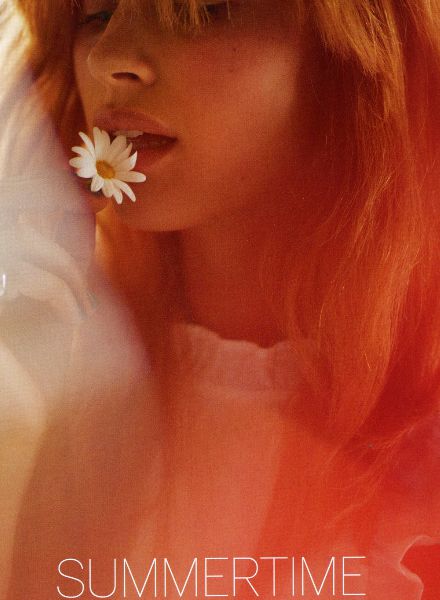 'Summertime' mit Model Lise OLSEN c/o LOUISA MODELS in der ELLE Norway, Fotos Asa Tallgard