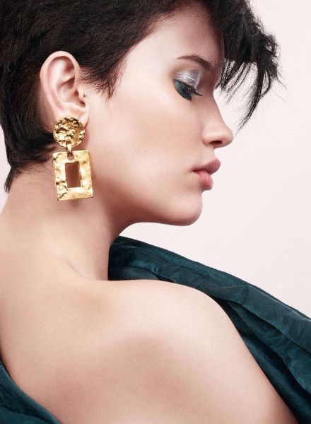 'Paint by Numbers' - Fernanda BEUKER c/o LOUISA MODELS in a MDX beauty shoot, photos by Alex John Beck