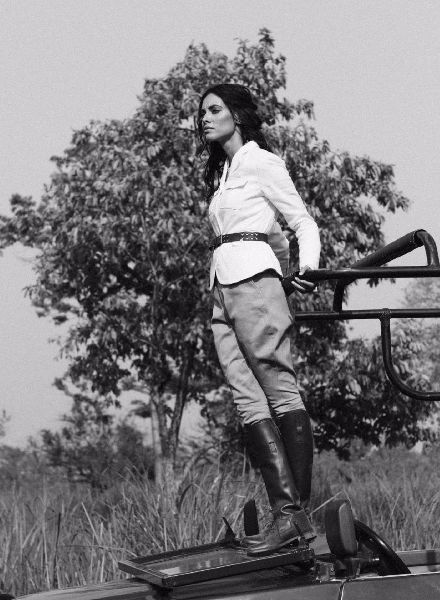 Safari spread 'The Escape' in HARPER’S BAZAAR Interiors with LOUISA MODEL Monic PEREZ in the lead role; we have three photos by Sam Robles for you on GoSee