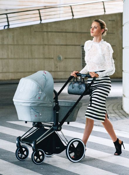 The new CYBEX baby carriages and carriers collection photographed by MAX VON TREU in Prague and Valencia