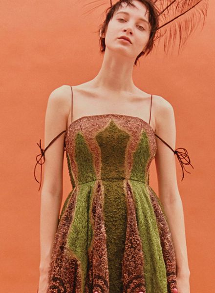 'Jardin Fleuri' – the 'Dior Haute Couture Special' in MANIFESTO magazine with Nastya SUMMER c/o LOUISA MODELS in a main role, photos by Tak Sugita