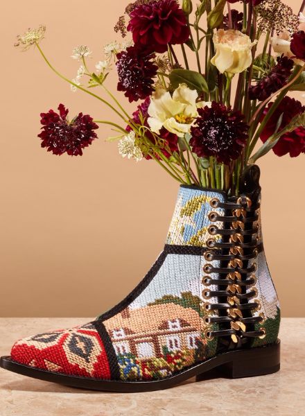 Die Strecke 'Dolce Ikebana' für das hochgelobte Londoner Magazin BUFFALO ZINE - Fotos Mathilde KARRÈR