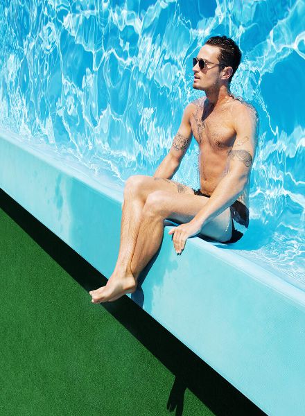 'Frame your Personality' - FRANK LÜBKE fotografiert die neue MUNICEYEWEAR Brillen und Sonnenbrillen Kampagne