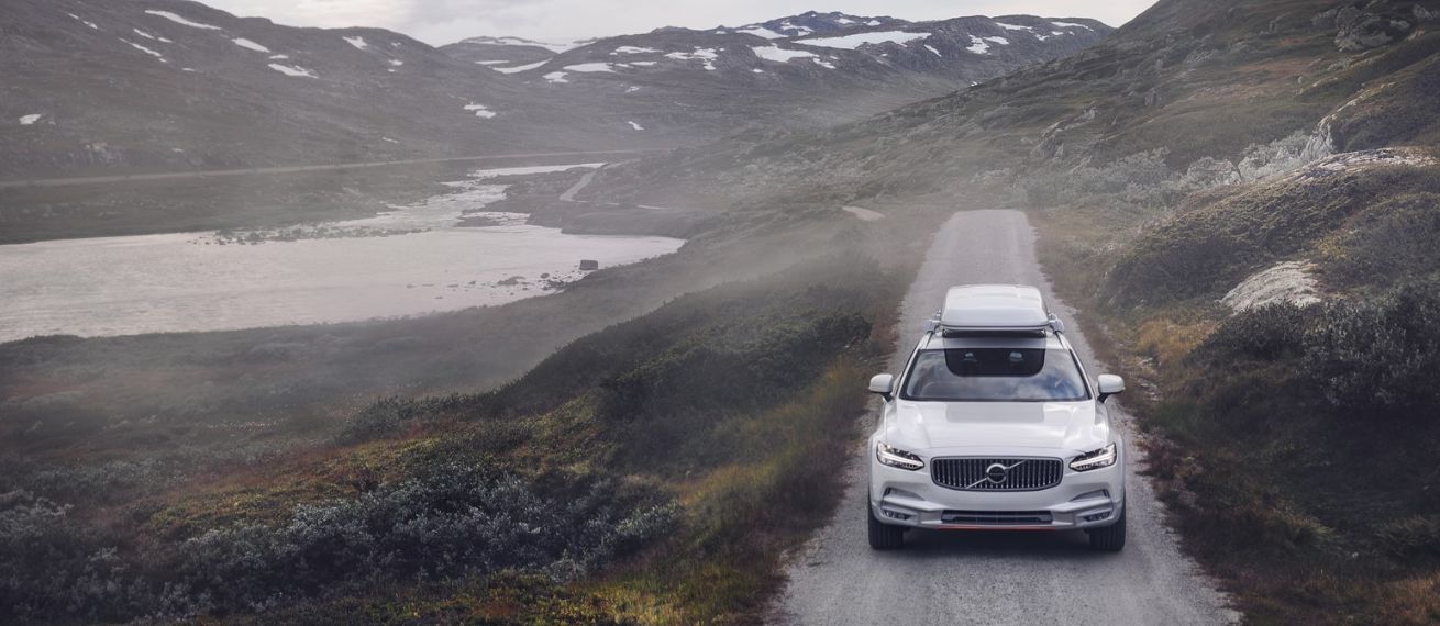 In freier Natur für die VOLVO V90CC OCEAN RACE EDITION - Fotos Patrik JOHALL c/o SUPERSTUDIO