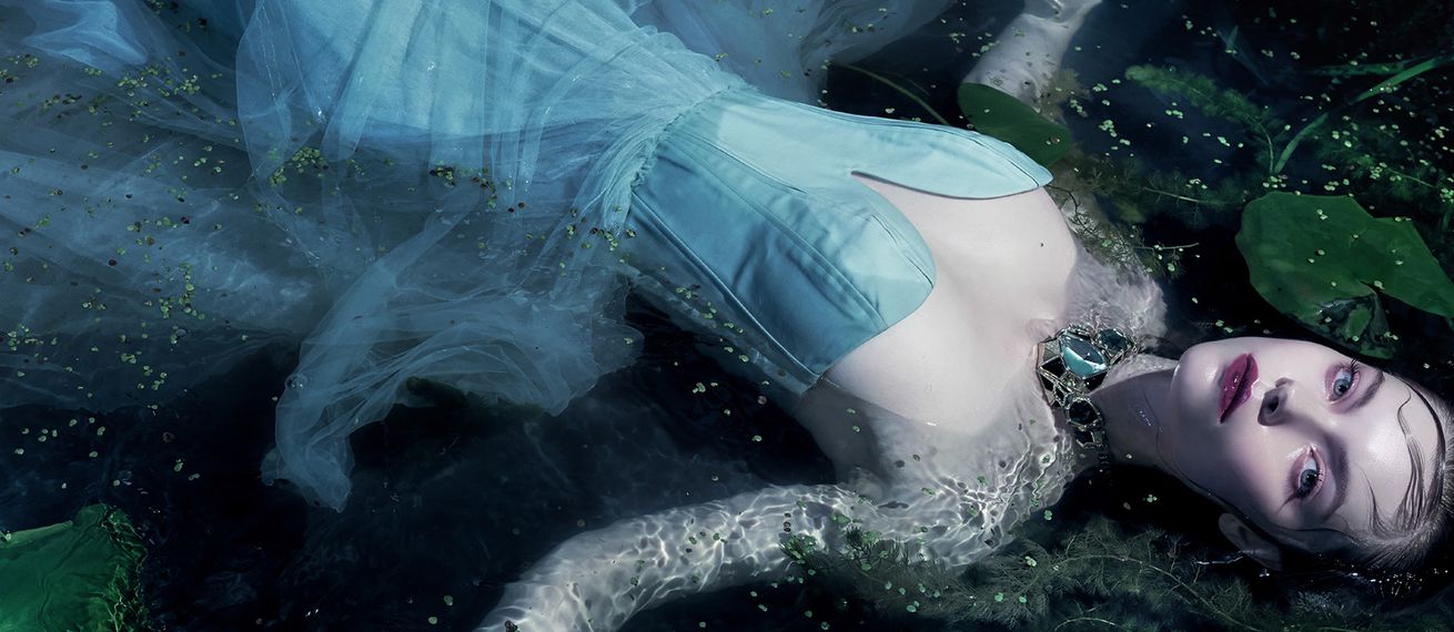 'Drop Dead Beauty' – das Editorial im S Magazin von Jörg SCHIEFERECKE c/o AVENGER PHOTOGRAPHERS