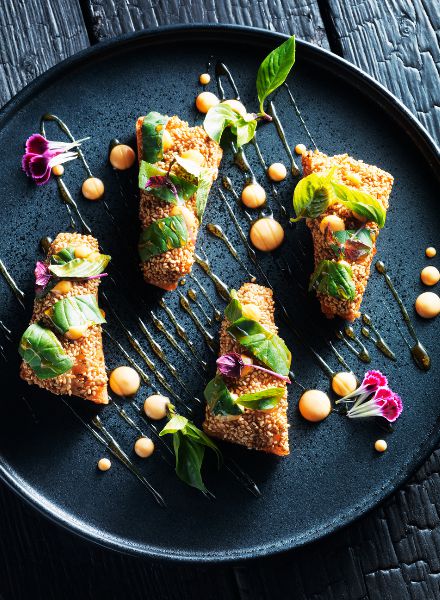 Back in black - appetizing creations in KING magazine – photographed by Philip KARLBERG c/o AGENT MOLLY & Co