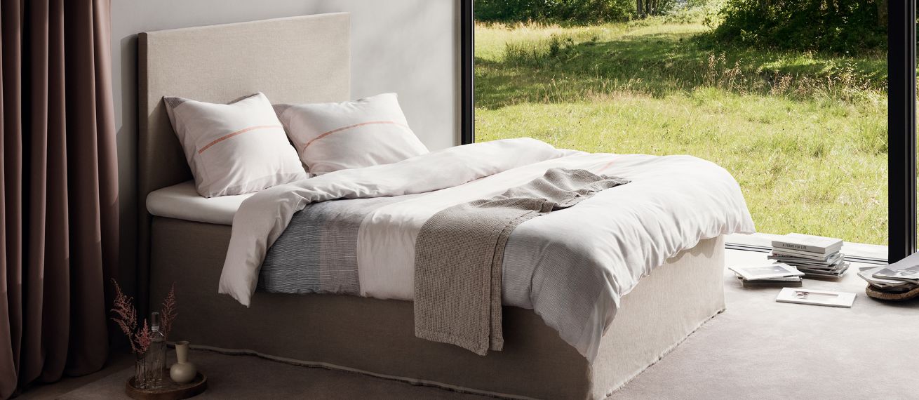 Sophisticated, urban & contemporary - MARC O'POLO Home bed linens, staged as light as a feather by Philip KARLBERG c/o AGENT MOLLY  CO