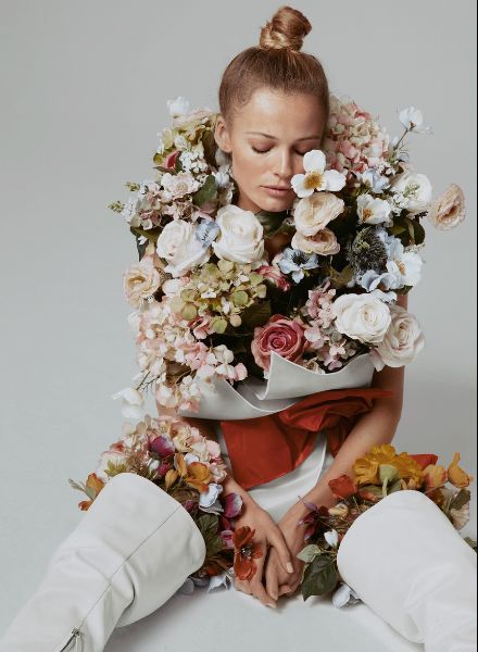 Fashion editorial with top model Edita Vilkeviciute in ELLE France March 2018, photos by Andreas ÖHLUND & Maria THERESE c/o LUNDLUND