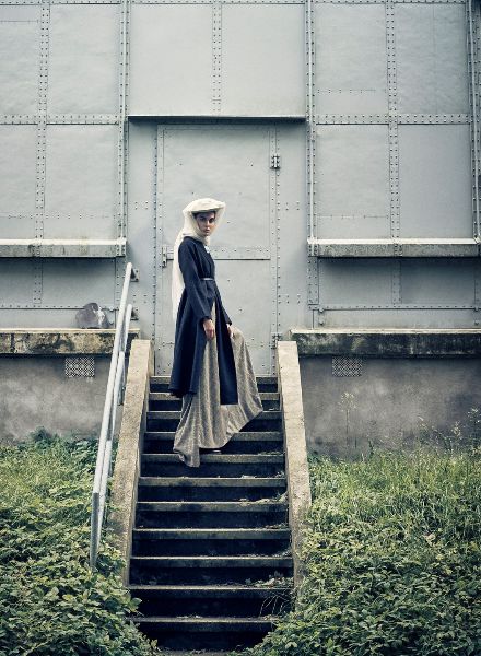 GoSee Tip : The Play Studios in Hamburg invite to 'Friday Rewind' on 29 March and present a pop-up exhibition on Bettina Lewin's photographic homage to astronomer Caroline Lucretia Herschel