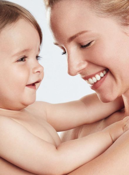 'Sensible Pflege. Starker Schutz' - ALLPREMED Skincare Schaum-Creme Kampagne, fotografiert von ANNA TARRIN
