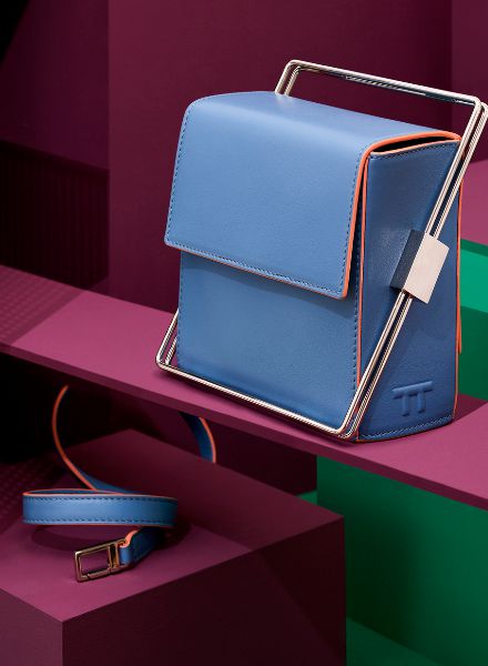 LAUTEM 'Handmade in Spain' - Still Life Fotografin Paloma Rincon c/o COMMON ERA zaubert die perfekten Settings für die neue Taschen Kollektion 'I Got Rhythm Bag'