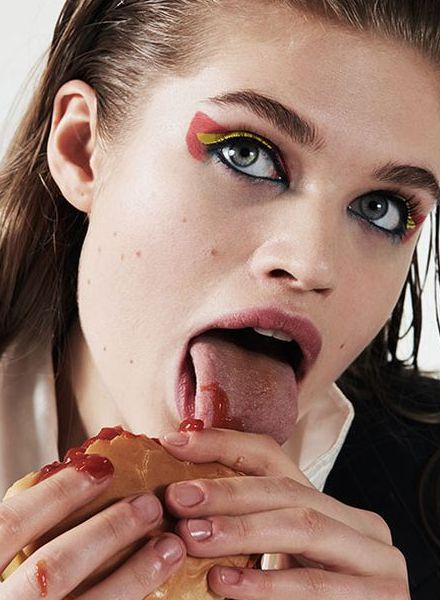 VOGUE Taiwan fashion editorial with up-and-coming model Ella HOPE c/o LOUISA MODELS
