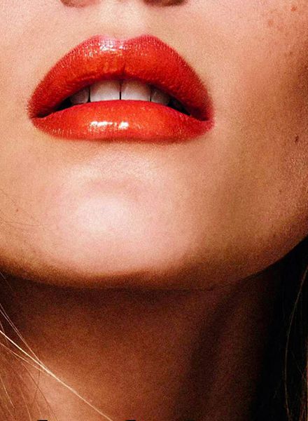 Beauty editorial in ELLE Beauty Espana with hair & make-up by Sonja SHENOUDA c/o BIGOUDI, photos by Dan Carabas