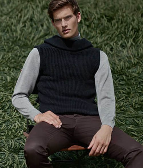 'A Dreamlike Wander' - Fashion-Editorial für PEDRO SHOES mit Male Model Hannes E. c/o BRODYBOOKINGS