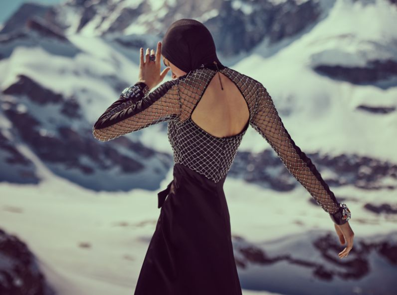 'New Vision' - model Nadja Kurgan in the cover story of SALT magazine, photographed by ANDREAS ORTNER