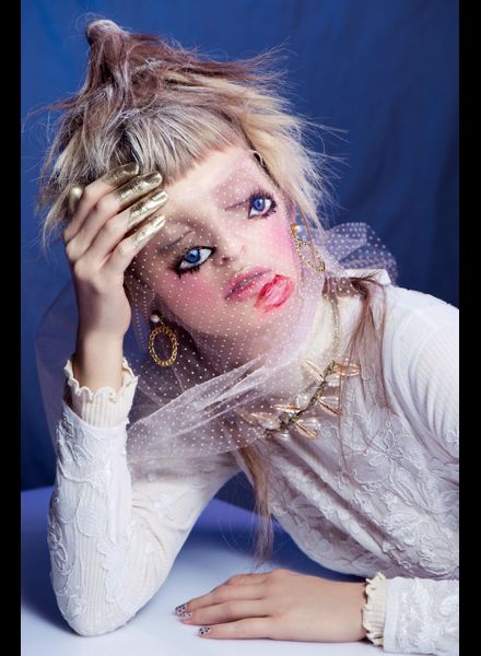 Beauty spread in MAKE-UP ARTIST magazine – hairstyling by Sacha SCHUETTE c/o les ARTISTS by Josef Stockinger; we have three photos by Camilla Camaglia for you on GoSee