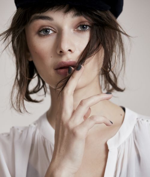 IMPRESSIONEN - the Fall trends photographed on model Renata Gubayeva c/o Louisa Models by Hendrik NENNECKE