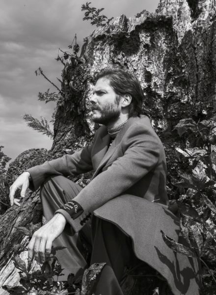 The big 'Desire' with actor Daniel Brühl for ZOO magazine #60 - grooming by Kerstin HOFFMANN c/o BASICS.BERLIN, photos: Sandor Lubbe