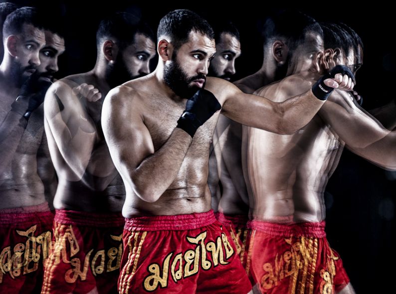 Oana Szekely : photographs Yoga Queen Mady Morrison, Muay Thai fighter Samir Al Mansouri plus a yoga & lifestyle spread for the Elements Henninger Turm