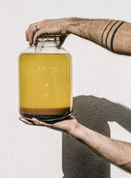 Simon Müller is the Oil Master - still life and food photography by Tina STURZENEGGER c/o VISUALEYES ARTISTS