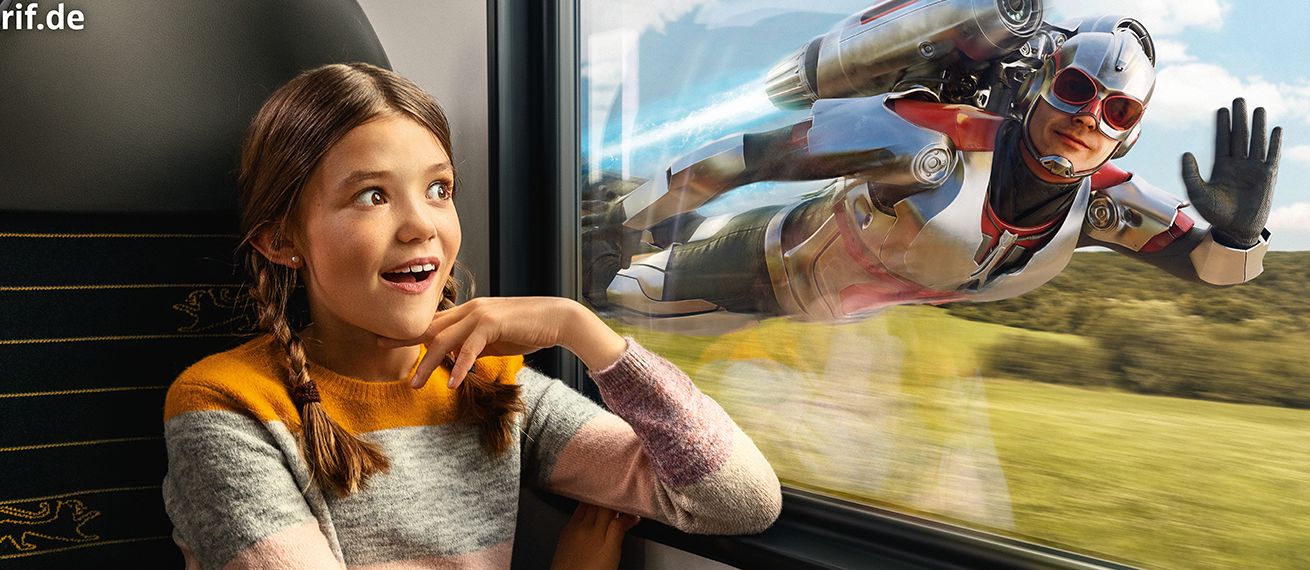 'Travel fantastically simple.' - BW Tarif ads with Brodybookings Supergirls Lili & Linnea