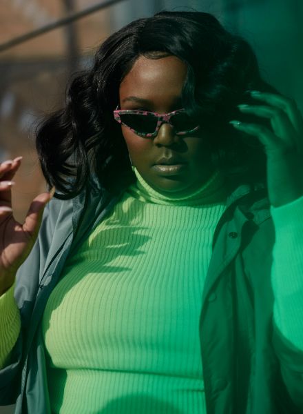 'Cuz I Love You' - Sängerin Lizzo stürmt mit ihrem 'Juice' an die Chartspitze und ist im BLONDE Magazin mit Makeup von Mischka HART c/o BASICS.BERLIN zu bewundern