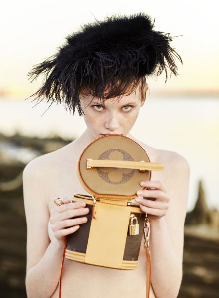 Esther Haase photographs a 'Quality Trip' back to the 50s in authentic Audrey Hepburn Fashion