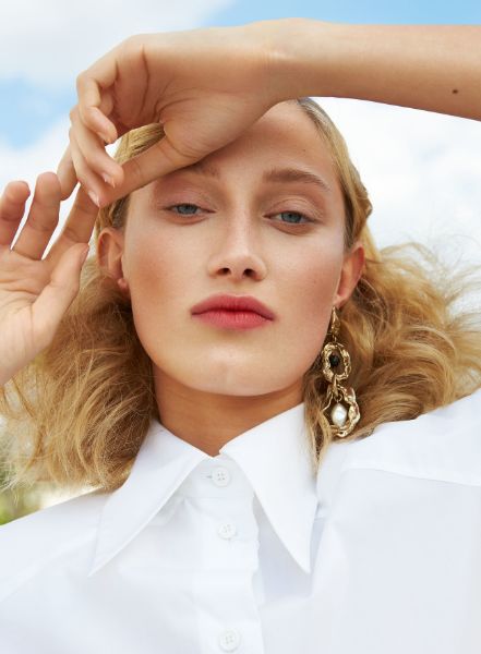 Model Filippa Järnebratt in 'Beyond Beauty' - Petra Fischer fotografiert Beauty-Editorial für das THE FORUMIST Magazin