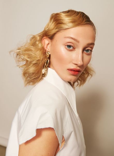 Model Filippa Järnebratt in 'Beyond Beauty' - Petra Fischer fotografiert Beauty-Editorial für das THE FORUMIST Magazin