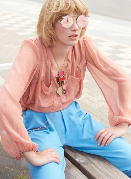 The trend summer 2020 in TM magazine – the editorial for the Berlin issue of Textilmitteilungen was photographed by Petra Fischer