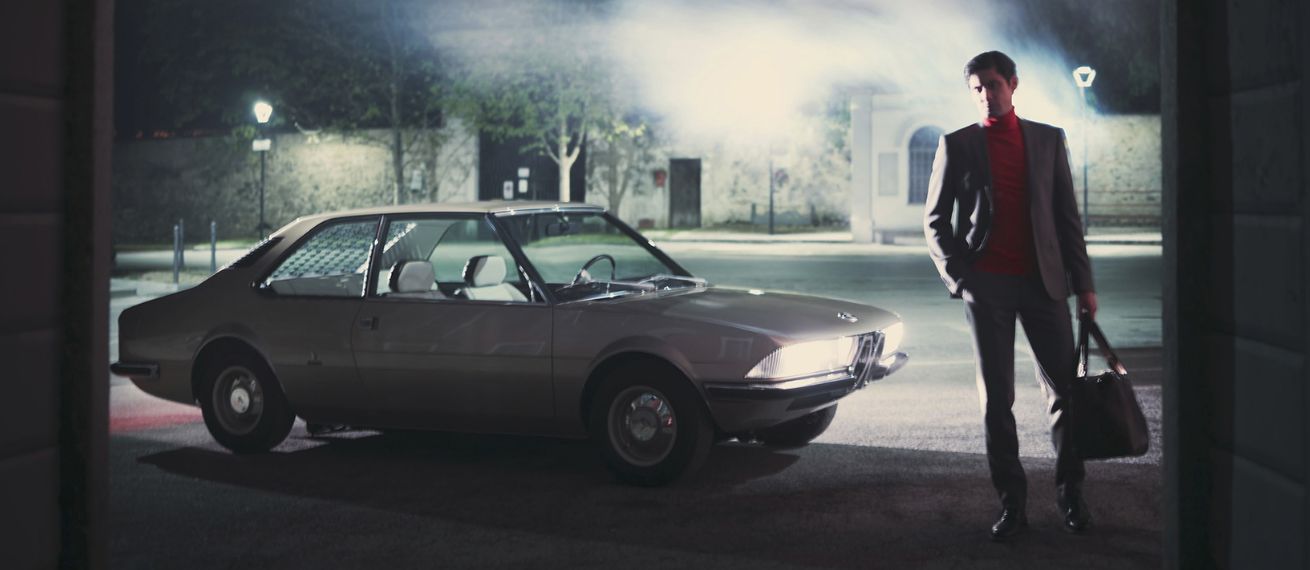 Garmisch inspiration from the past. BMW Design Kampagne fotografiert von Stefan MILEV C/O WILDFOX RUNNING in Österreich