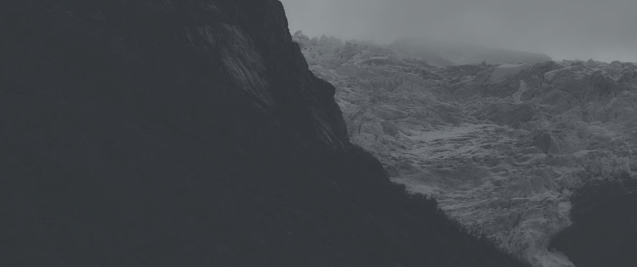 Between photography and painting – Willem Lund presents conceptional landscape photography in his GoSeeSHOP