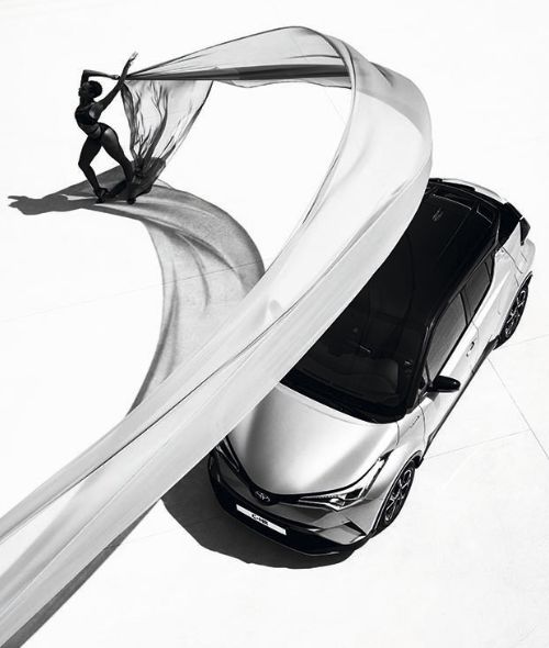 'Drive the Style' Image Nation S.L. produziert die TOYOTA STYLE SELECTION Kampagne mit Modefotografin ESTHER HAASE und THE&PARTNERSHIP in Valencia