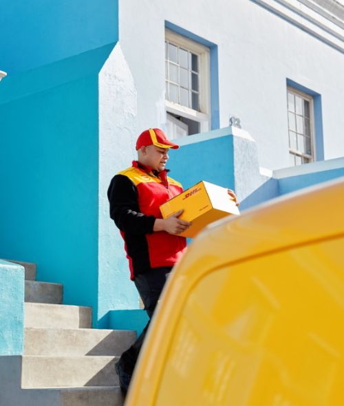 Agentur Neubauer : DHL Employers Kampagne für Strichpunkt, LICHTENAUER Kampagne für psbrands, AOK Hessen und new entry STEFANIE AUMILLER für STADTWERKE MÜNCHEN