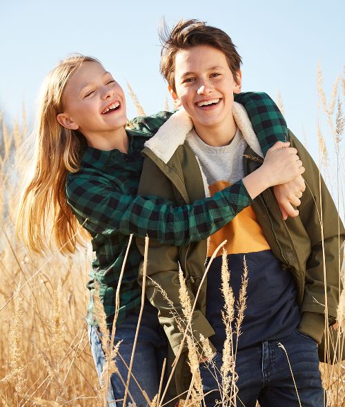 Anna Tarrin : presents you autumn teen motifs on GoSee – with a campaign for FIT-Z photographed in the greater Berlin area