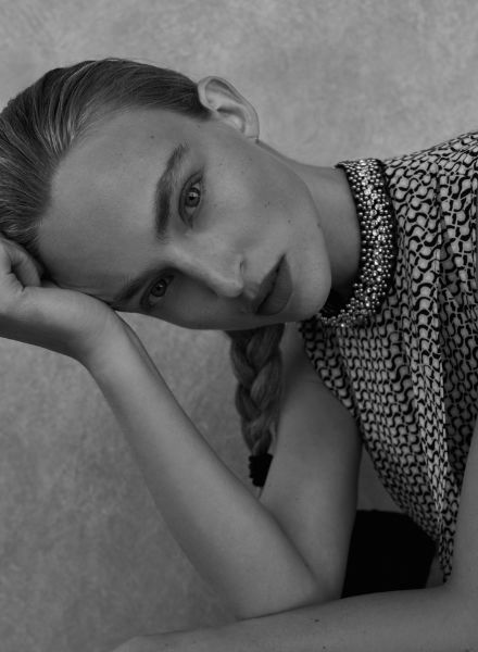 S'OLIVER X ELLE Germany Advertorial mit Topmodel Ymre Stiekema - fotografiert auf der griechischen Insel Zakynthos von Starfotograf ANDREAS ORTNER, Styling by Elle Fashion Director PiaLeonie Knoll, Hair & Makeup Marita Politou