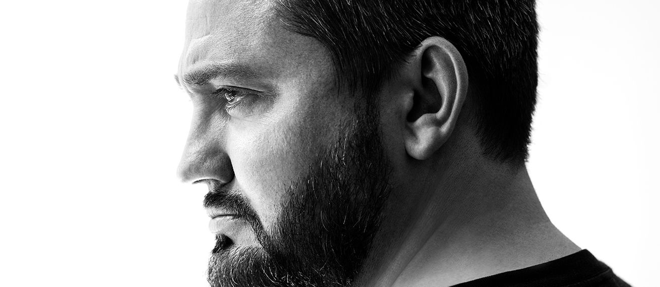 Fritz Kalkbrenner on Tour in 2020 - we have two portraits of the musician by Christoph Köstlin for you on GoSee, grooming: Katharina HANDEL c/o BASICS.BERLIN