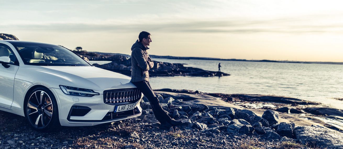 Fotograf Alexander BABIC c/o DOUBLE T PHOTOGRAPHERS portraitiert den neuen Polestar für das Luxus-Magazin ROBB REPORT
