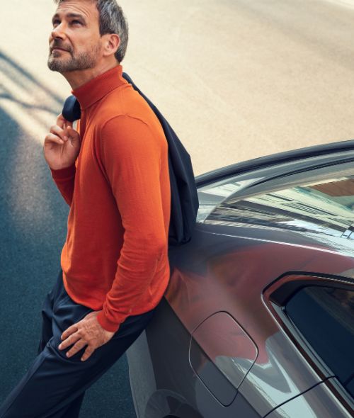 NEW at GoSee : JOHANNES KÜHN, people, cars & landscapes, Berlin; photographs the Volkswagen Arteon R-Line for DDB Voltage in Berlin